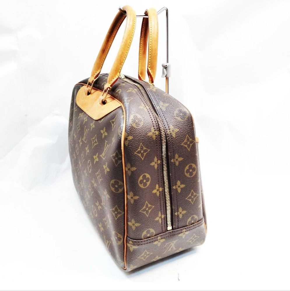 Louis Vuitton Brown Monogram Handbag - Picture 3 of 13